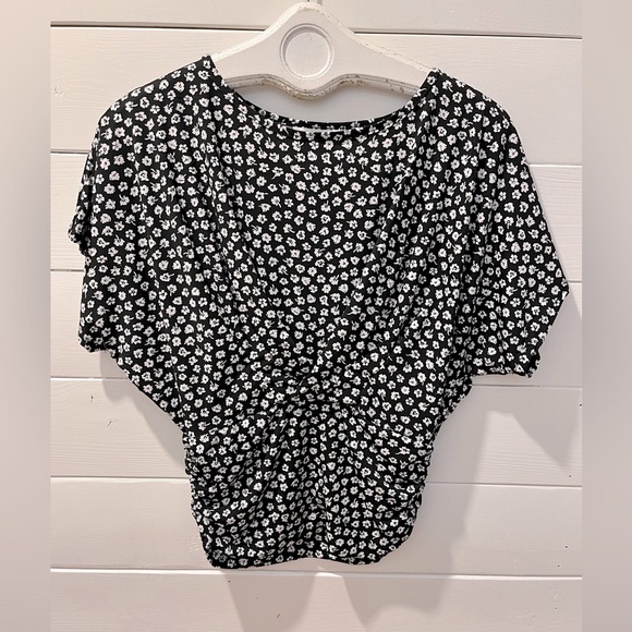 COCO & TASHI – Black floral blouse, size S/P - Picture 1 of 9